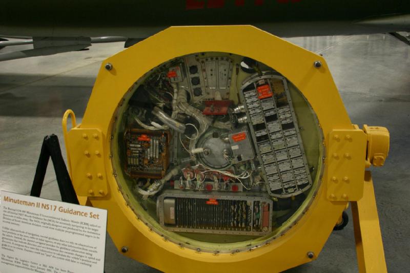 2007-04-08 14:15:16 ** Air Force, Hill AFB, Utah ** Inertial guidance system for the Boeing LGM-30F 'Minuteman II' ICBM.