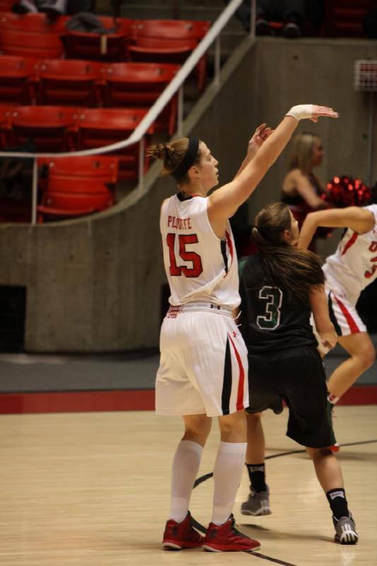 2013-12-11 19:34:20 ** Basketball, Damenbasketball, Malia Nawahine, Michelle Plouffe, Utah Utes, Utah Valley University ** 