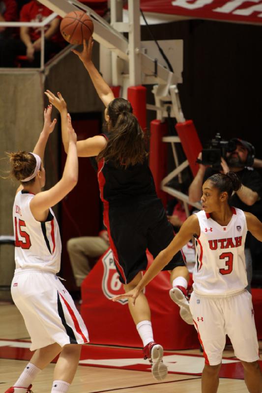2011-11-13 17:01:06 ** Basketball, Iwalani Rodrigues, Michelle Plouffe, Southern Utah, Utah Utes, Women's Basketball ** 