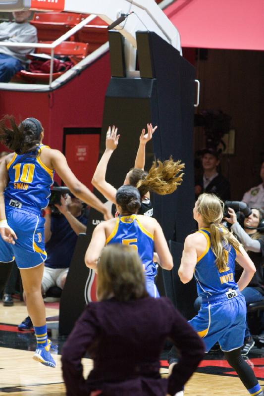 2015-01-09 18:24:41 ** Basketball, Damenbasketball, Danielle Rodriguez, UCLA, Utah Utes ** 