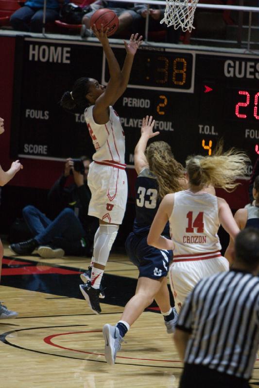 2016-12-03 14:34:13 ** Basketball, Damenbasketball, Paige Crozon, Tanaeya Boclair, Utah State, Utah Utes ** 
