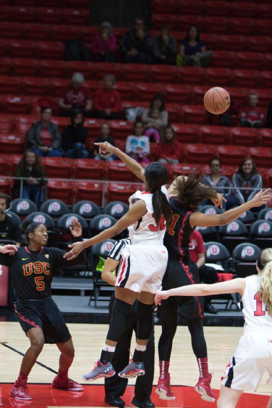 2015-01-11 12:02:44 ** Basketball, Damenbasketball, Paige Crozon, Tanaeya Boclair, USC, Utah Utes ** 