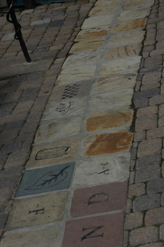2006-07-22 12:19:06 ** Vail ** These puzzles are spread across the whole town, so this is going to be the last picture for now.