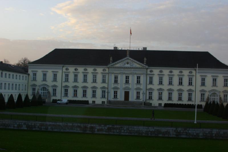 2006-11-27 15:37:02 ** Berlin, Germany ** Bellevue Palace, seat of the German president Horst Köhler.