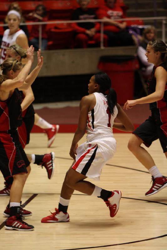 2011-11-13 17:45:10 ** Basketball, Damenbasketball, Janita Badon, Michelle Plouffe, Southern Utah, Utah Utes ** 