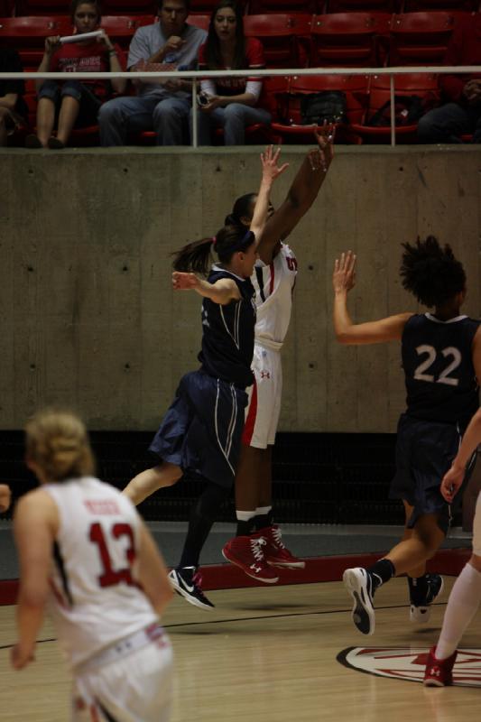 2012-03-15 19:28:09 ** Basketball, Cheyenne Wilson, Damenbasketball, Rachel Messer, Utah State, Utah Utes ** 