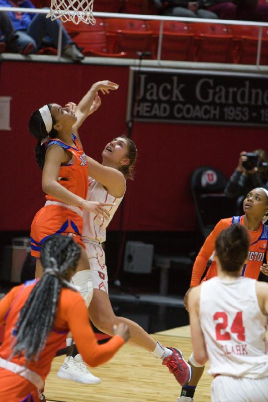 2017-11-27 19:03:56 ** Basketball, Damenbasketball, Emily Potter, Tilar Clark, Utah Utes, UT Arlington ** 