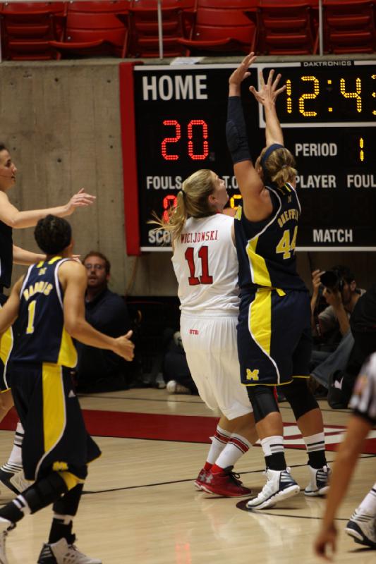 2012-11-16 16:42:21 ** Basketball, Michigan, Taryn Wicijowski, Utah Utes, Women's Basketball ** 