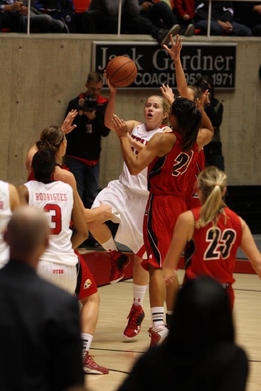 2012-11-13 20:45:07 ** Basketball, Damenbasketball, Iwalani Rodrigues, Rachel Messer, Southern Utah, Utah Utes ** 