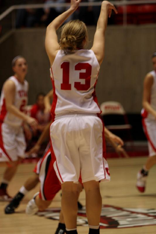 2010-01-16 15:57:48 ** Basketball, Halie Sawyer, Kalee Whipple, Rachel Messer, UNLV, Utah Utes, Women's Basketball ** 