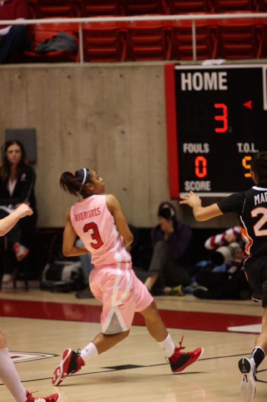 2013-02-10 13:03:04 ** Basketball, Iwalani Rodrigues, Michelle Plouffe, Oregon State, Utah Utes, Women's Basketball ** 