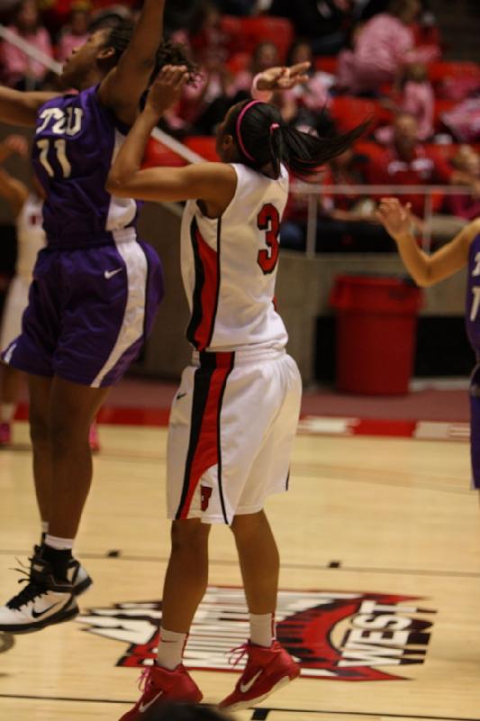 2011-01-22 19:36:44 ** Basketball, Iwalani Rodrigues, TCU, Utah Utes, Women's Basketball ** 