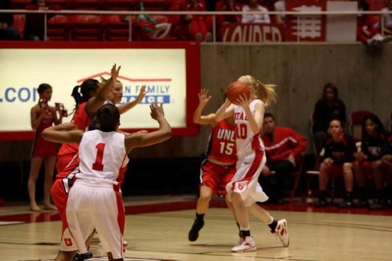 2010-01-16 15:18:34 ** Basketball, Janita Badon, Josi McDermott, UNLV, Utah Utes, Women's Basketball ** 