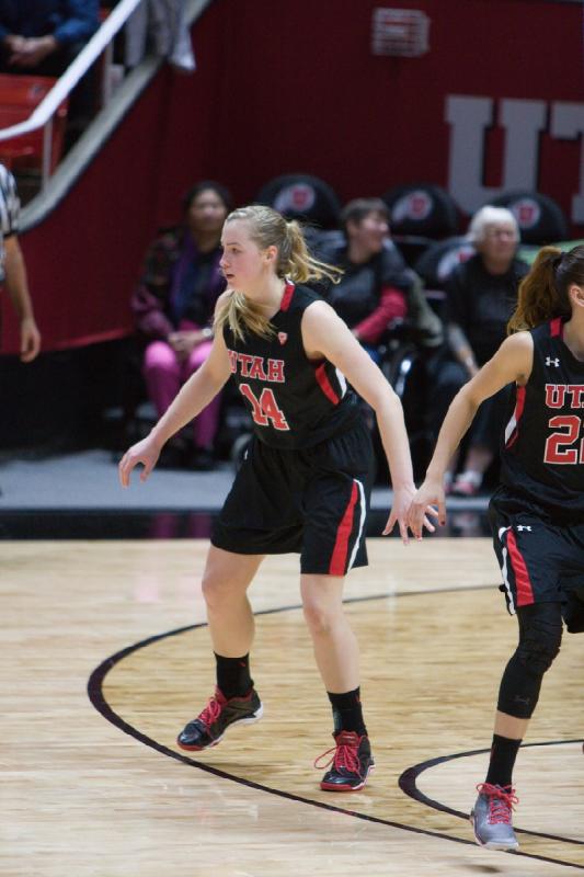 2015-01-09 19:47:01 ** Basketball, Damenbasketball, Danielle Rodriguez, Paige Crozon, UCLA, Utah Utes ** 