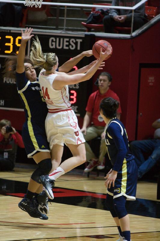 2016-12-21 14:12:31 ** Basketball, Damenbasketball, Northern Arizona, Paige Crozon, Utah Utes ** 