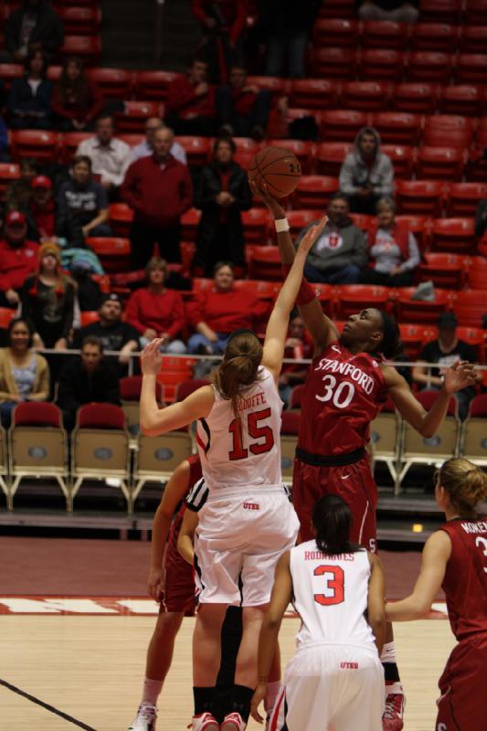 2012-01-12 18:59:44 ** Basketball, Damenbasketball, Iwalani Rodrigues, Michelle Plouffe, Stanford, Utah Utes ** 