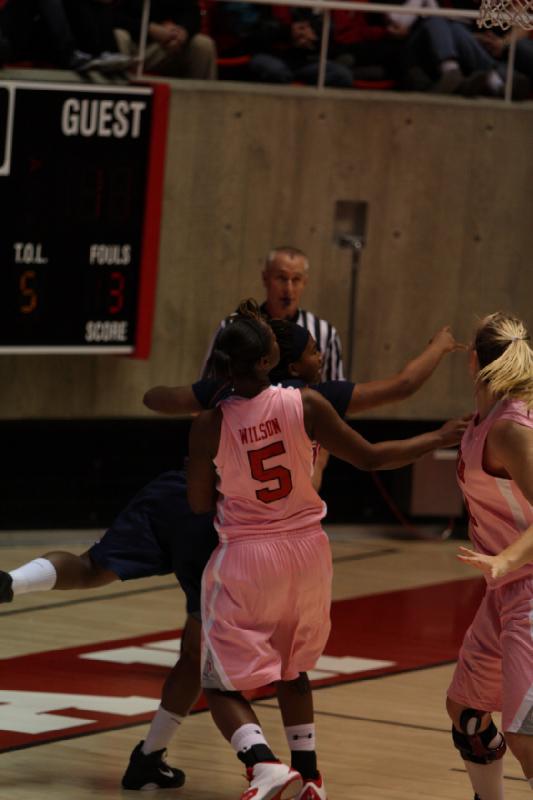 2012-02-11 14:16:27 ** Arizona, Basketball, Cheyenne Wilson, Damenbasketball, Taryn Wicijowski, Utah Utes ** 