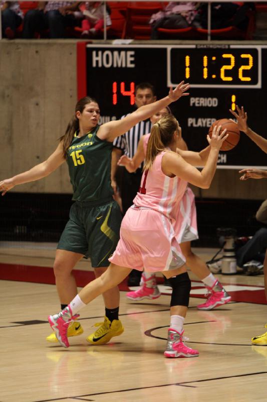 2013-02-08 19:14:28 ** Basketball, Chelsea Bridgewater, Oregon, Taryn Wicijowski, Utah Utes, Women's Basketball ** 