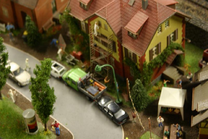 2006-11-25 10:40:16 ** Germany, Hamburg, Miniature Wonderland ** Renovation of a city house.