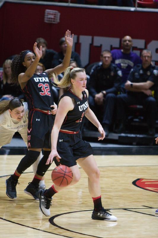 2017-02-03 20:40:43 ** Basketball, Damenbasketball, Paige Crozon, Tanaeya Boclair, Utah Utes, Washington ** 