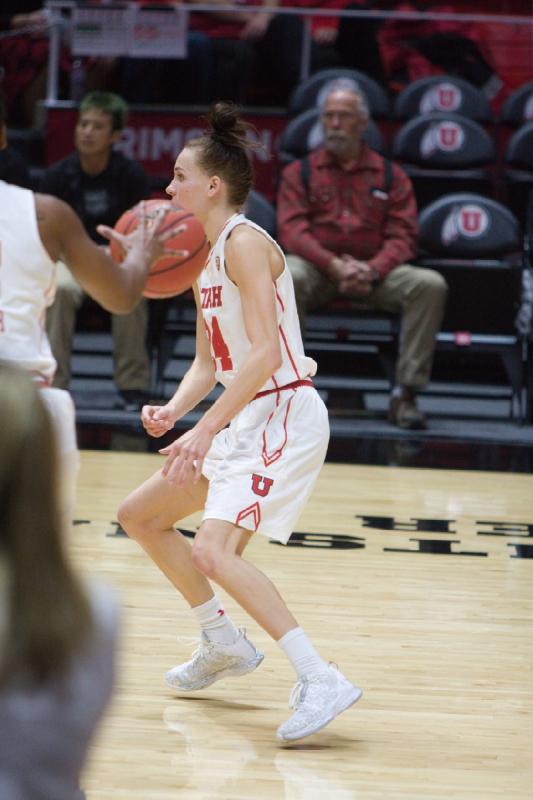 2017-11-27 19:36:15 ** Basketball, Tilar Clark, Utah Utes, UT Arlington, Women's Basketball ** 