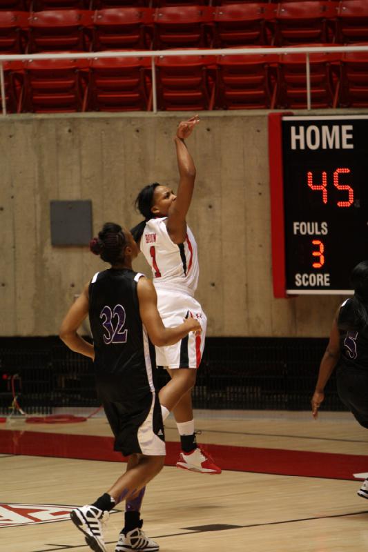 2011-12-01 19:35:22 ** Basketball, Janita Badon, Utah Utes, Weber State, Women's Basketball ** 