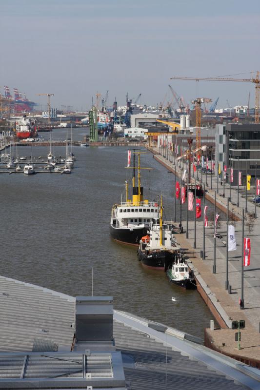 2010-04-15 14:38:27 ** Bremerhaven, Germany ** 