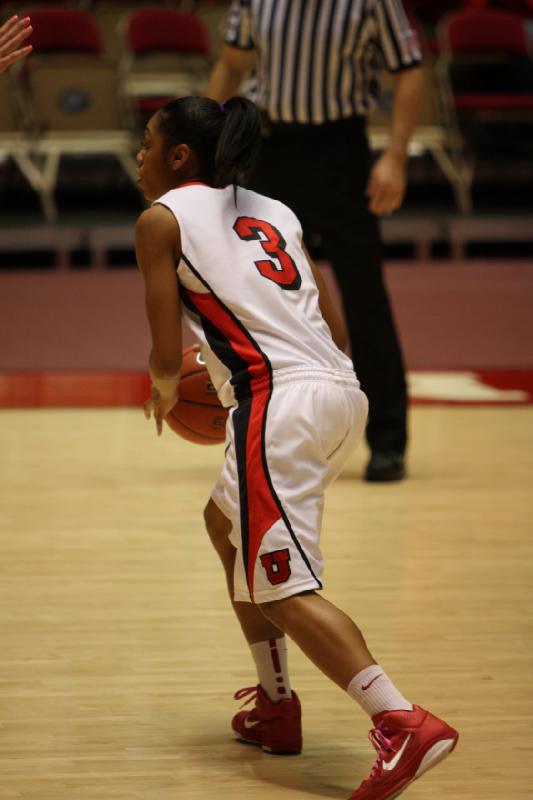 2011-02-01 20:56:30 ** Basketball, Damenbasketball, Iwalani Rodrigues, UNLV, Utah Utes ** 