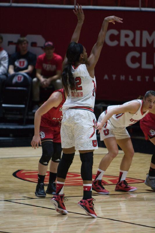 2015-11-13 17:37:48 ** Basketball, Damenbasketball, Malia Nawahine, South Dakota, Tanaeya Boclair, Utah Utes ** 