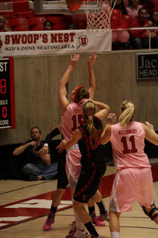 2012-01-28 15:56:21 ** Basketball, Michelle Plouffe, Taryn Wicijowski, USC, Utah Utes, Women's Basketball ** 