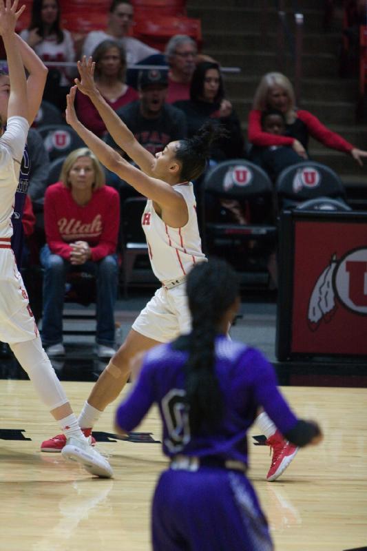 2018-12-15 15:21:29 ** Basketball, Damenbasketball, Kiana Moore, Utah Utes, Weber State ** 