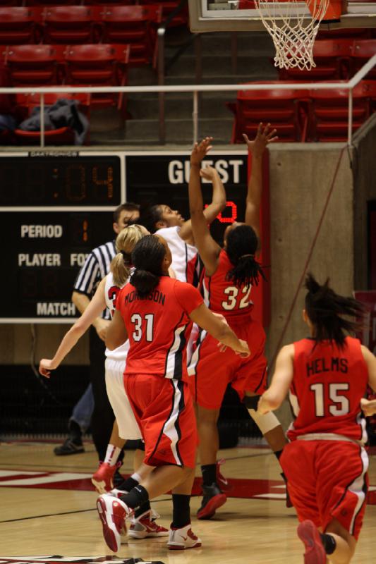 2011-02-01 20:37:52 ** Basketball, Diana Rolniak, Iwalani Rodrigues, UNLV, Utah Utes, Women's Basketball ** 