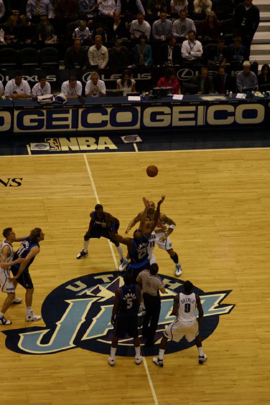 2008-03-03 19:10:58 ** Basketball, Utah Jazz ** Start of the game.