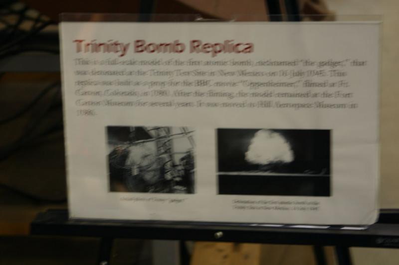 2007-04-01 15:29:48 ** Air Force, Hill AFB, Utah ** Beschreibung der Trinity Bombe.