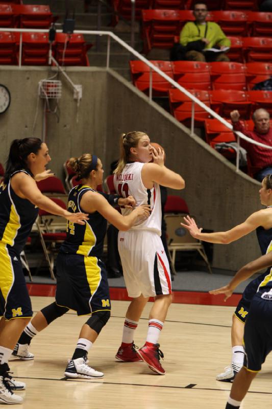 2012-11-16 17:37:18 ** Basketball, Michigan, Taryn Wicijowski, Utah Utes, Women's Basketball ** 