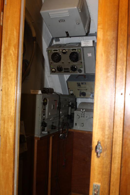 2010-04-07 12:09:03 ** Germany, Laboe, Submarines, Type VII, U 995 ** Ahead of the radio room is the sonar room.