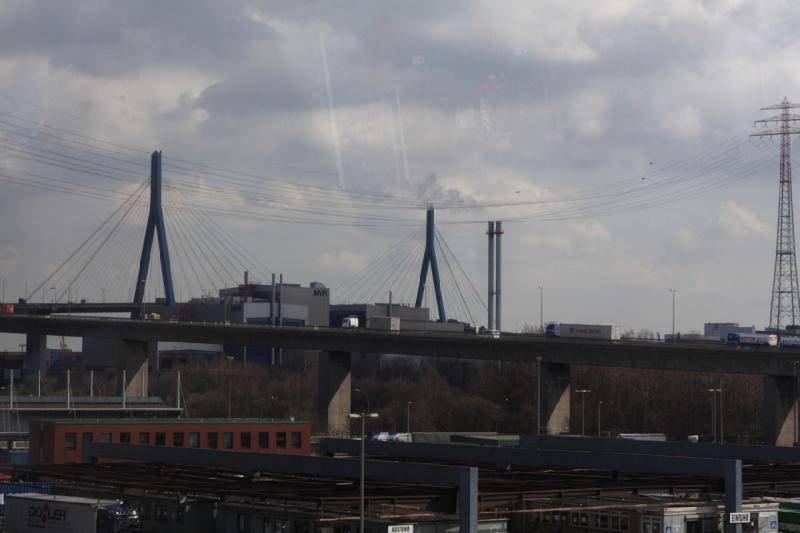 2010-04-06 12:21:18 ** Deutschland, Hamburg ** Köhlbrandbrücke.