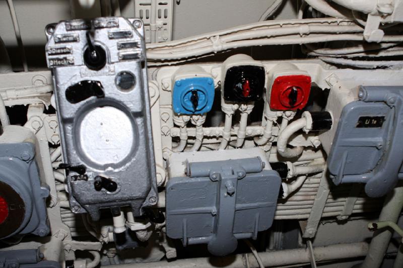 2010-04-07 11:57:51 ** Germany, Laboe, Submarines, Type VII, U 995 ** Controls in the diesel room.