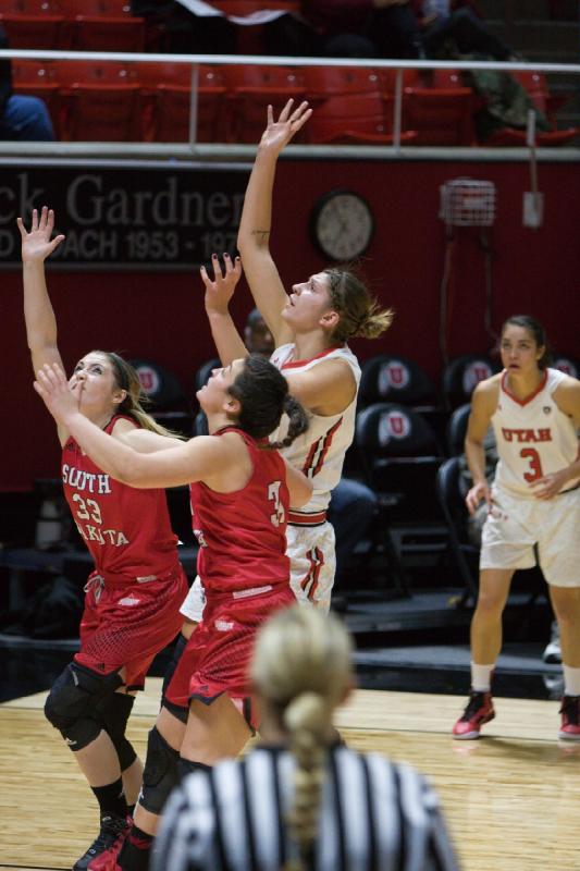 2015-11-13 18:52:15 ** Basketball, Emily Potter, Malia Nawahine, South Dakota, Utah Utes, Women's Basketball ** 