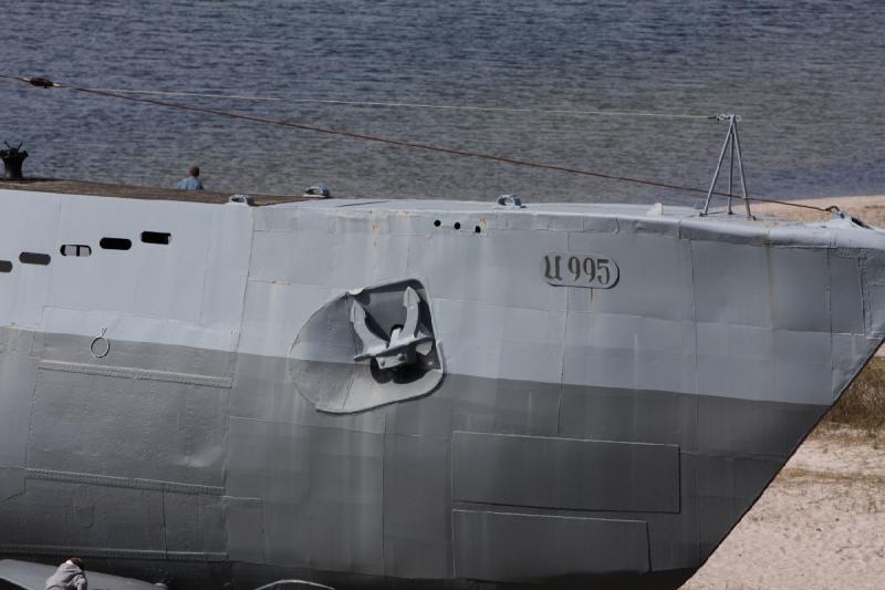 2010-04-07 13:36:37 ** Deutschland, Laboe, Typ VII, U 995, U-Boote ** Bug mit Anker von U 995.