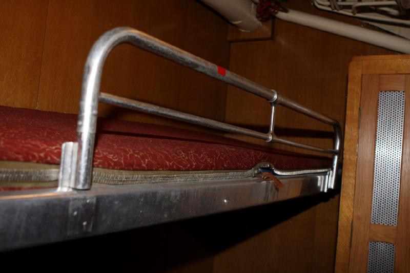 2010-04-15 15:34:23 ** Bremerhaven, Germany, Submarines, Type XXI, U 2540 ** Bunk in the cabin of the watch officers.