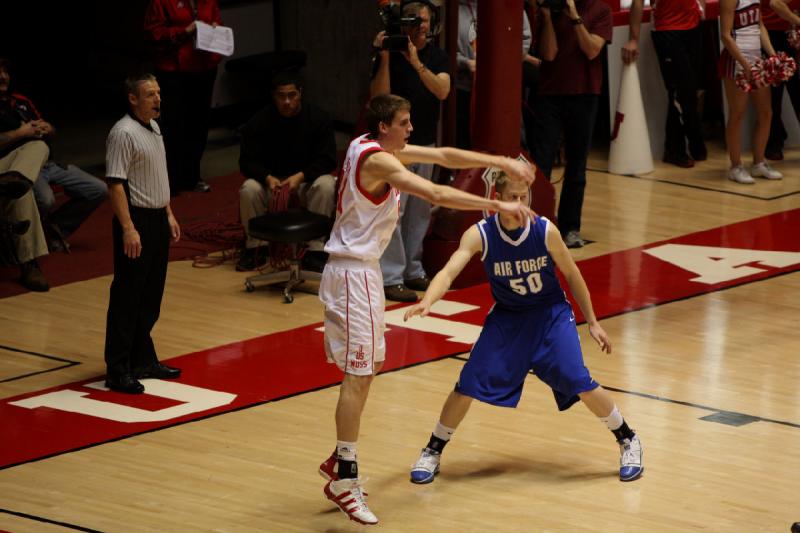 2010-01-23 16:32:21 ** Air Force, Basketball, David Foster, Men's Basketball, Utah Utes ** 