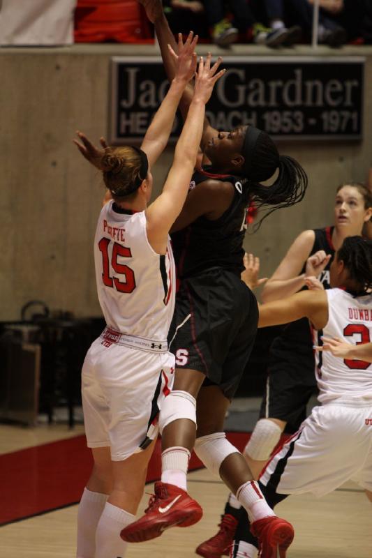 2014-01-10 18:21:24 ** Basketball, Ciera Dunbar, Michelle Plouffe, Stanford, Utah Utes, Women's Basketball ** 