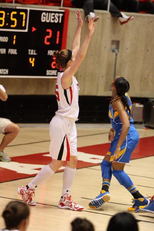2014-03-02 14:38:24 ** Basketball, Michelle Plouffe, UCLA, Utah Utes, Women's Basketball ** 