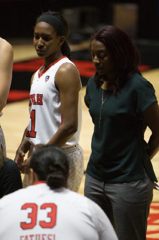 2016-11-03 12:05:38 ** Basketball, Damenbasketball, Danyelle Snelgro, Erika Bean, Joeseta Fatuesi, South Dakota School of Mines & Technology, Utah Utes ** 