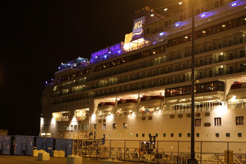 2012-06-23 23:06:04 ** Canada, Cruise, Victoria ** 