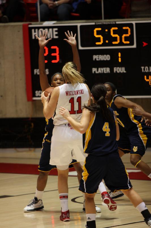 2012-12-20 19:22:05 ** Basketball, Taryn Wicijowski, UC Irvine, Utah Utes, Women's Basketball ** 