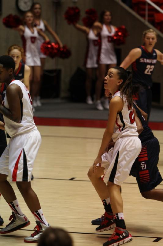 2013-12-21 16:10:52 ** Basketball, Cheyenne Wilson, Damenbasketball, Danielle Rodriguez, Samford, Utah Utes ** 