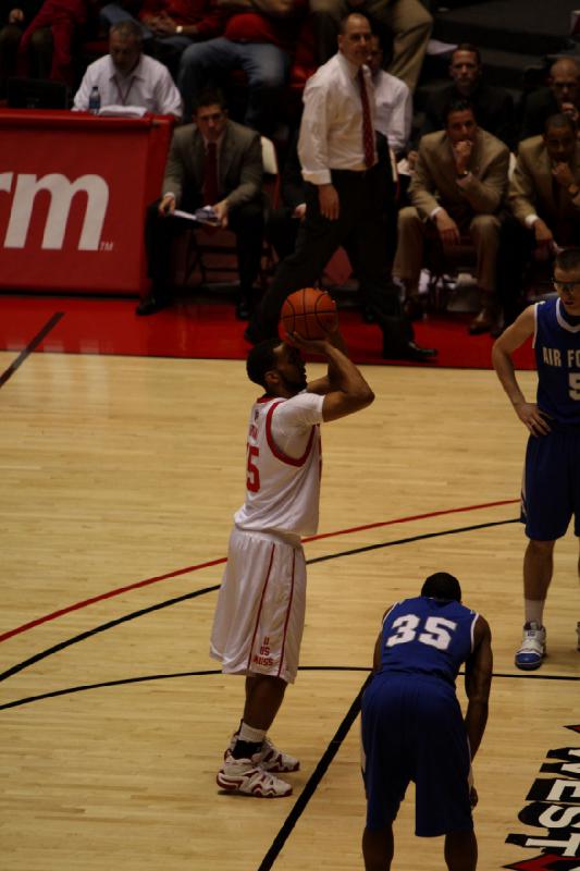 2010-01-23 17:19:22 ** Air Force, Basketball, Carlon Brown, Herrenbasketball, Utah Utes ** 