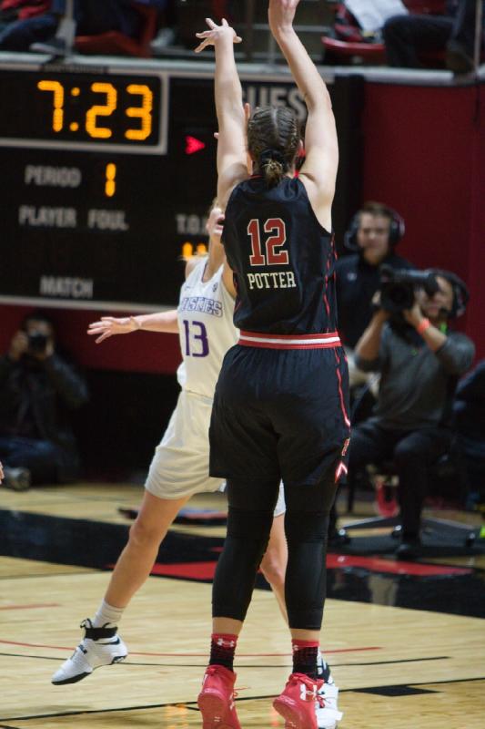 2017-02-03 20:08:01 ** Basketball, Emily Potter, Utah Utes, Washington, Women's Basketball ** 